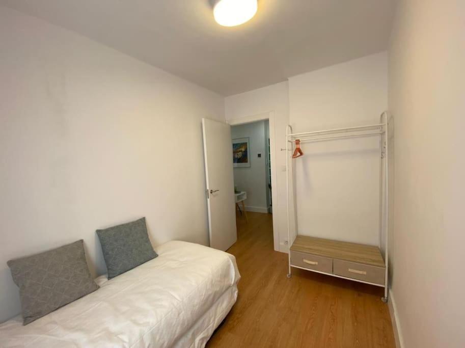 Apartamento Centrico-Parking Gratuito-Wifi 桑坦德 外观 照片